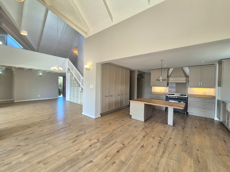 5 Bedroom Property for Sale in Wilderness Central Western Cape